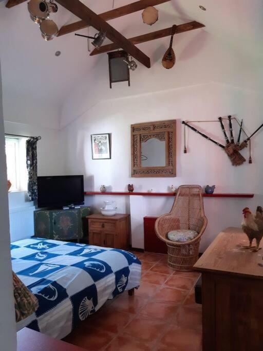 Back2Roots - Beautifully Restored Cottage, Doochary Esterno foto