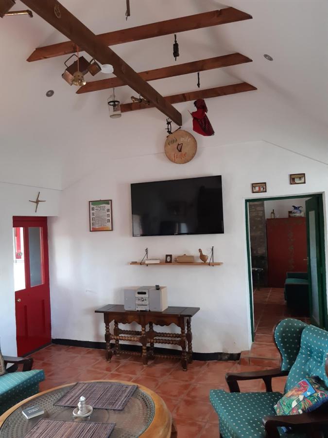 Back2Roots - Beautifully Restored Cottage, Doochary Esterno foto