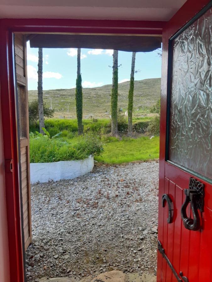Back2Roots - Beautifully Restored Cottage, Doochary Esterno foto