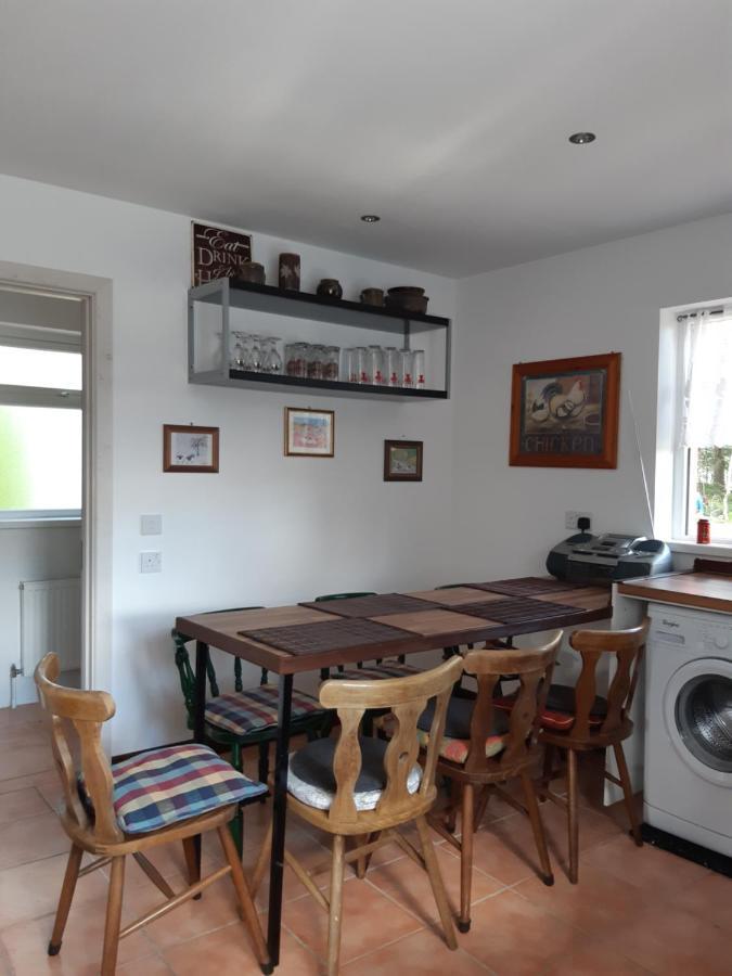 Back2Roots - Beautifully Restored Cottage, Doochary Esterno foto