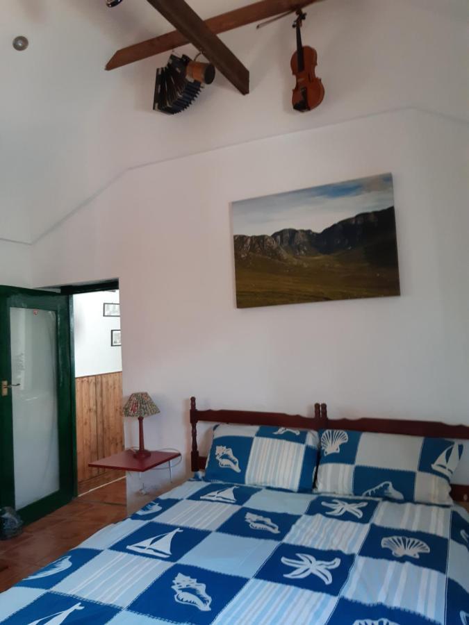 Back2Roots - Beautifully Restored Cottage, Doochary Esterno foto