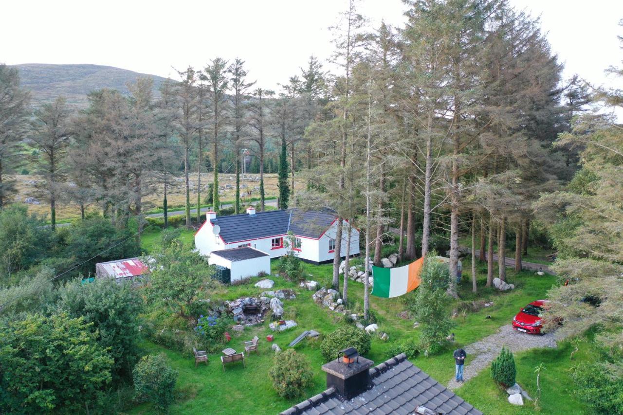 Back2Roots - Beautifully Restored Cottage, Doochary Esterno foto